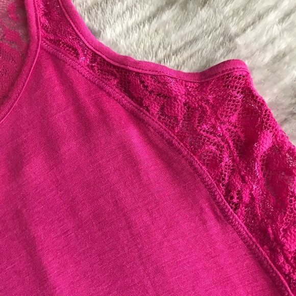 NWT Lacy Pink Tank Top - Picture 3 of 5
